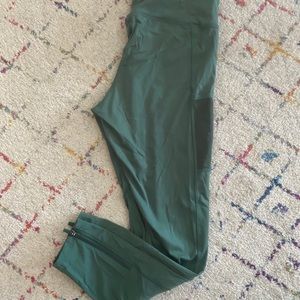 Fabletics Trinity High-Waisted Utility Legging